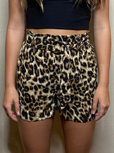 Load image into Gallery viewer, Leopard Buckle Belted Paperbag Short
